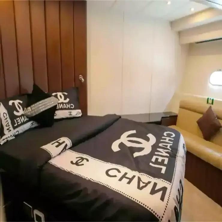 95ft Yacht Dubai Bedroom