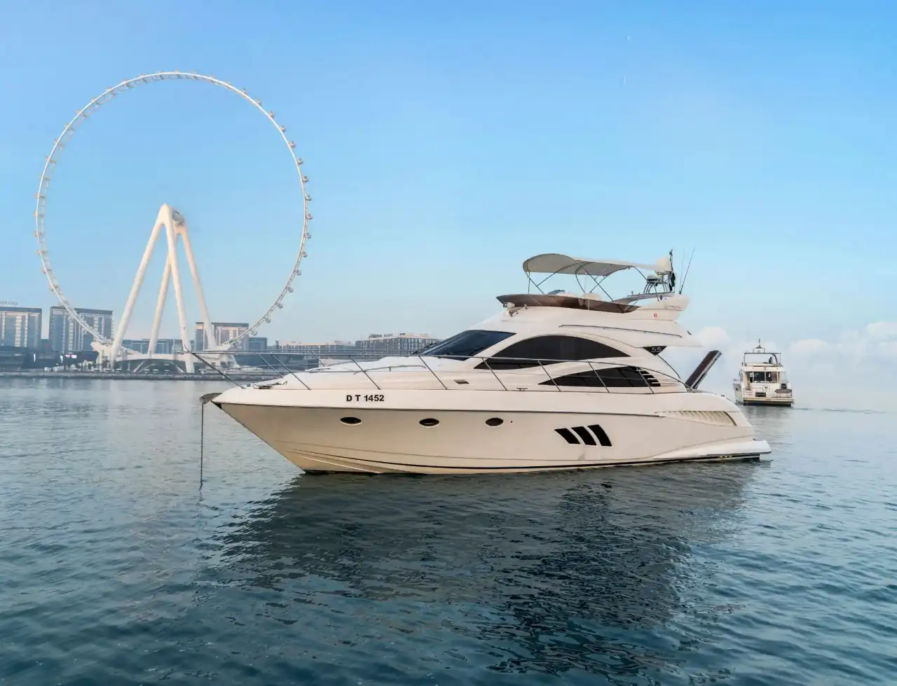 55ft yacht in dubai 4
