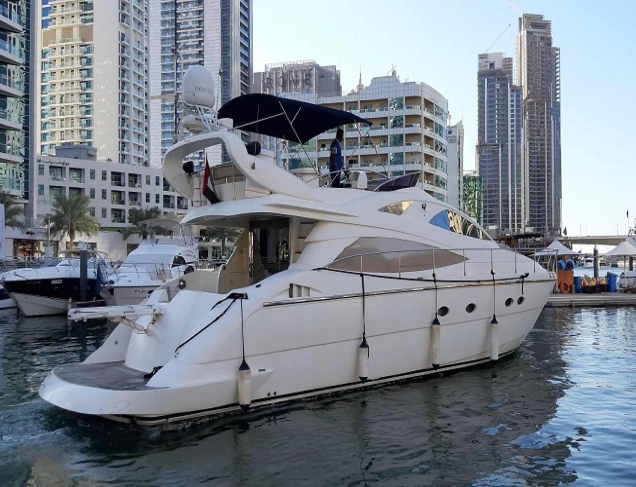 60ft yacht in dubai marina 2