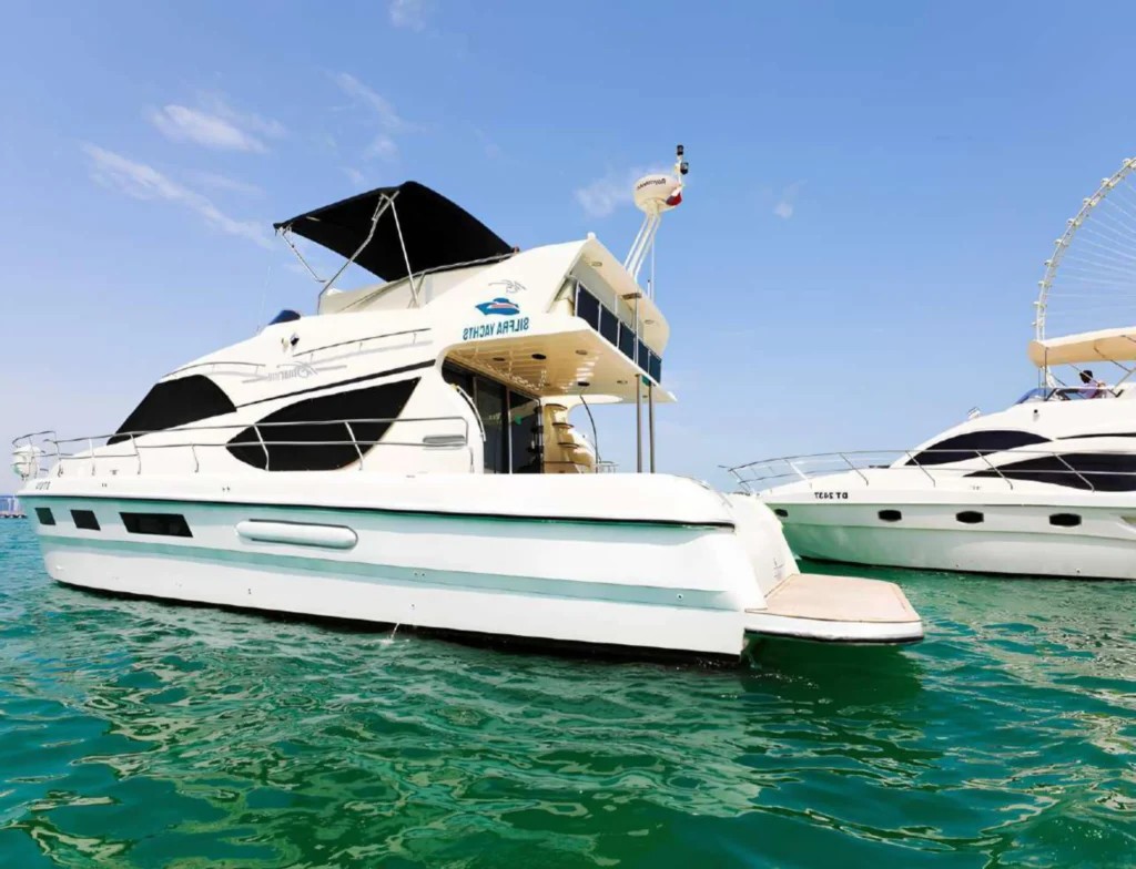65ft yacht in dubai marina 5