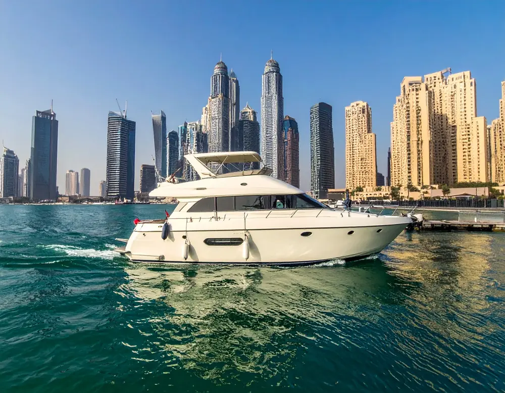 yacht tour dubai